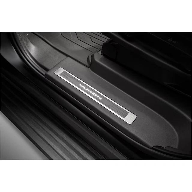 Illuminated Front and Rear Door Sill Plates with Yukon Script