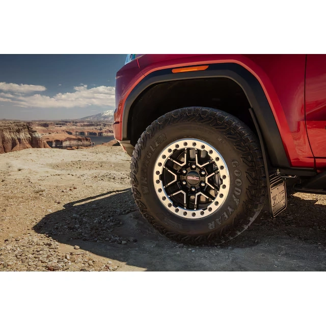 17x8-Inch Aluminum Multi-Spoke Beadlock Capable Wheel in Gloss Black with Argent Metallic Trim Ring